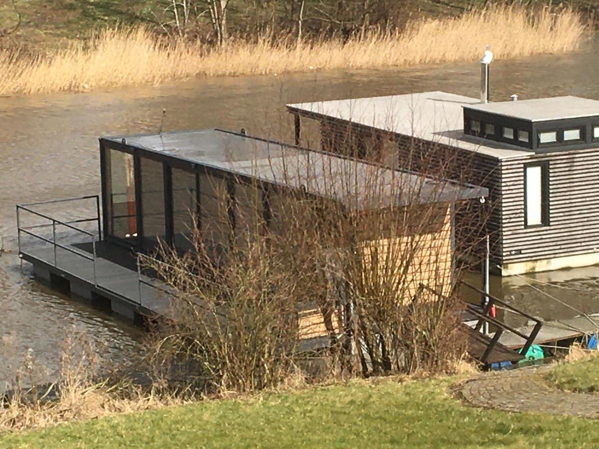 Hausboot Resort Nordseekueste فيلهلمسهافن المظهر الخارجي الصورة