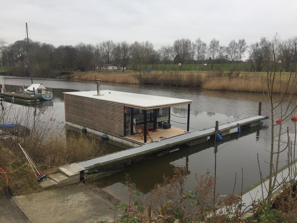 Hausboot Resort Nordseekueste فيلهلمسهافن المظهر الخارجي الصورة