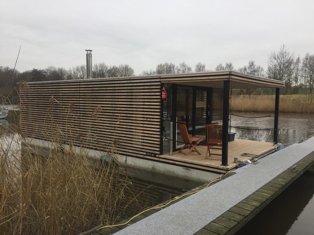 Hausboot Resort Nordseekueste فيلهلمسهافن المظهر الخارجي الصورة