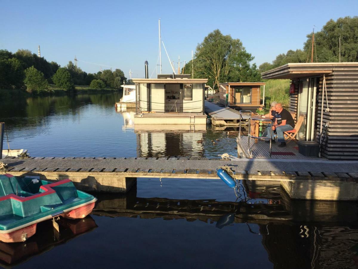 Hausboot Resort Nordseekueste فيلهلمسهافن المظهر الخارجي الصورة