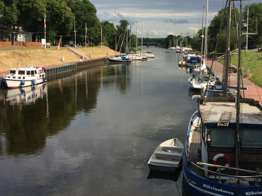 Hausboot Resort Nordseekueste فيلهلمسهافن المظهر الخارجي الصورة